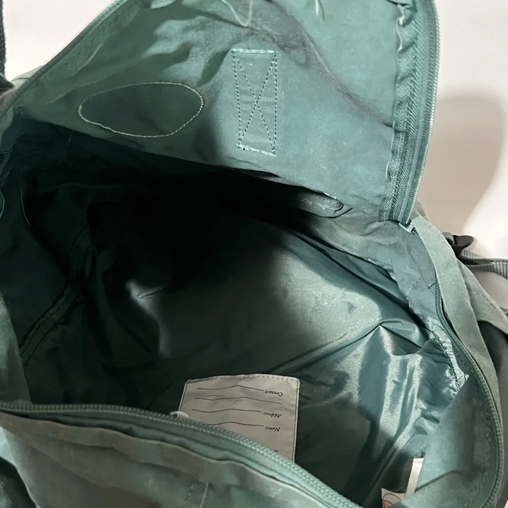 Fjallraven Kånken Backpack in Teal Green - Picture 8 of 8